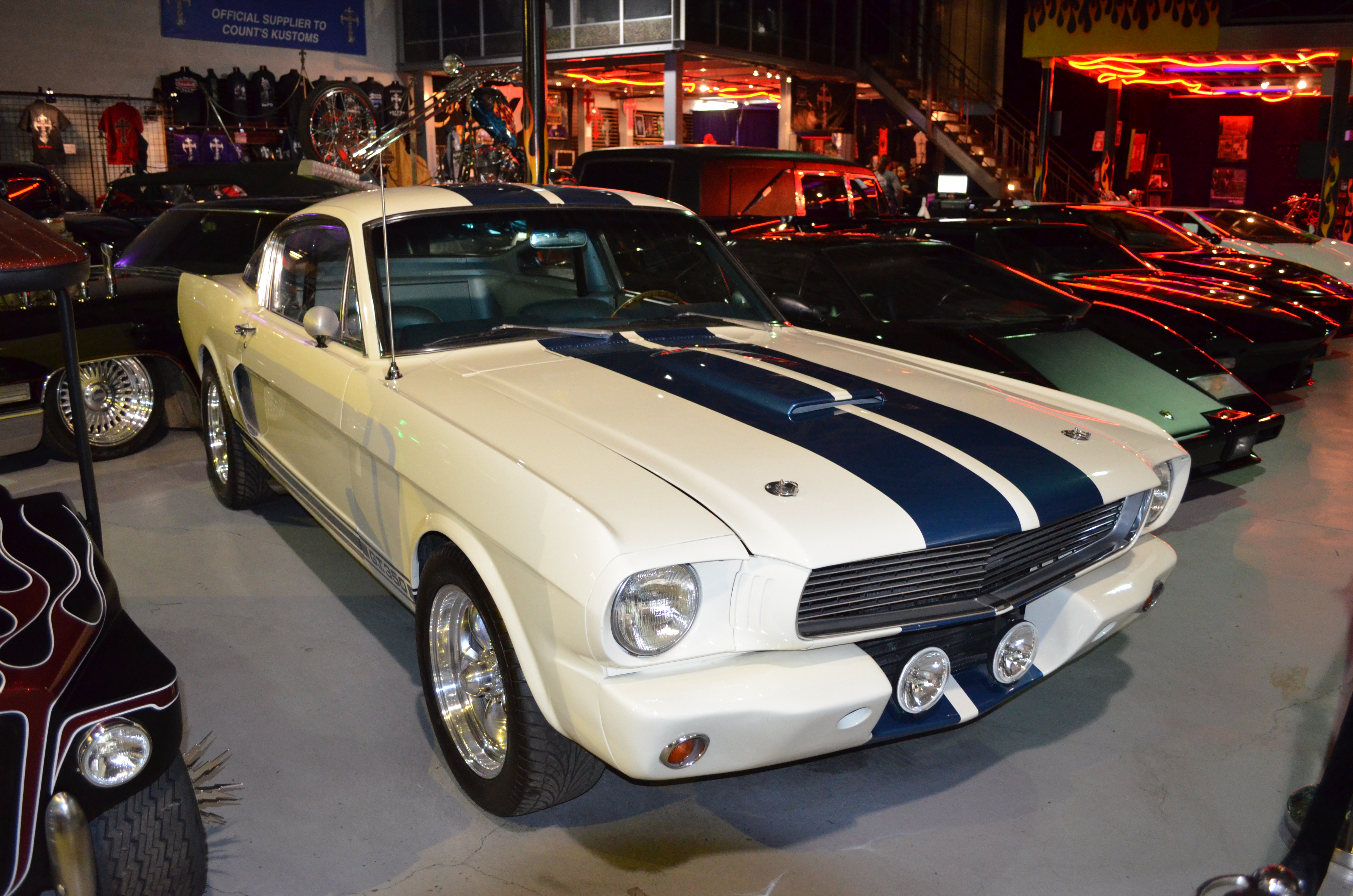 ./2016/04 - Las Vegas/Count's Kustoms/DSC_0300.JPG